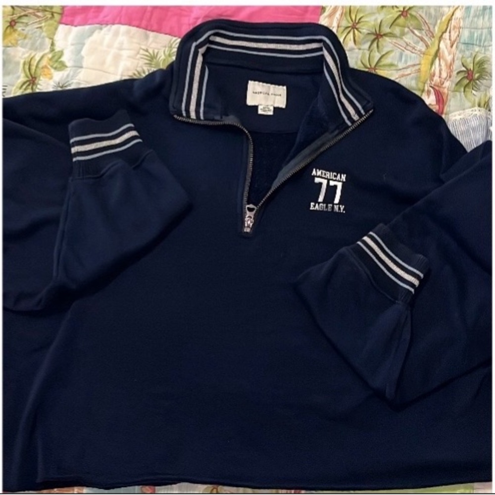 American Eagle Outfitters Women’s Navy Sweater
